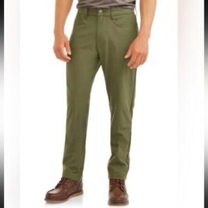 Swiss Tech Men's Forest Green Chino Pants W38 x 30L